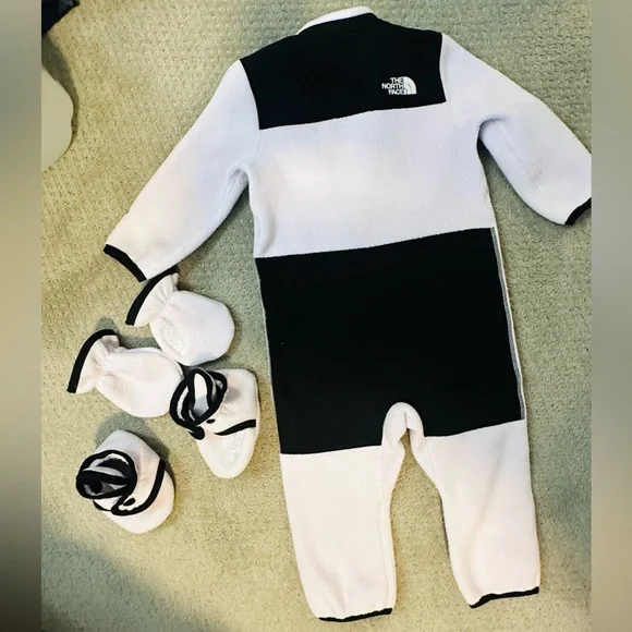 The North Face Black and White Footies One Piece - Picture 6 of 6